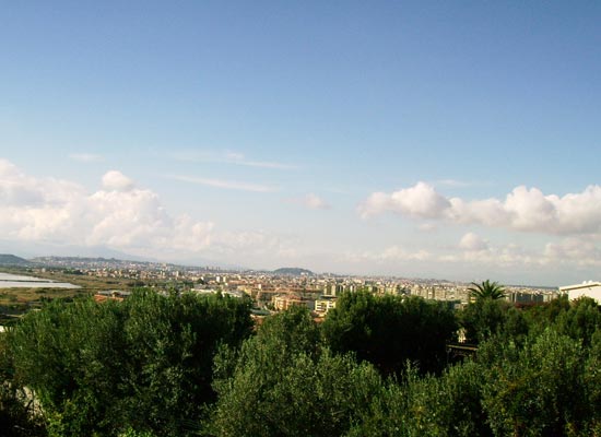 Vista di Cagliari dal giardino