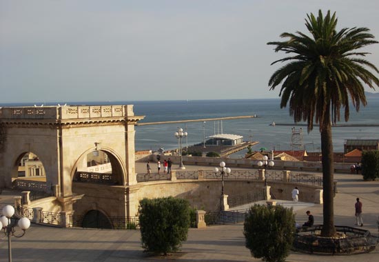 Vista di cagliari dal Bastione di S. Remy